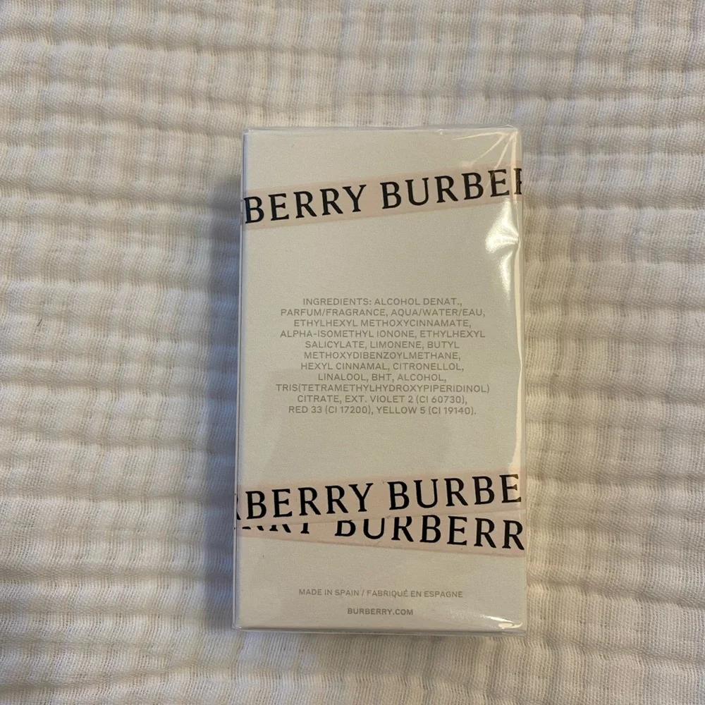 Burberry Her Eau de Parfum 30ml - Picture 2 of 3